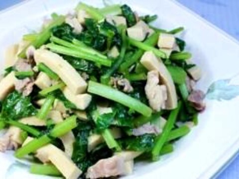 凍み豆腐と小松菜の炒め物